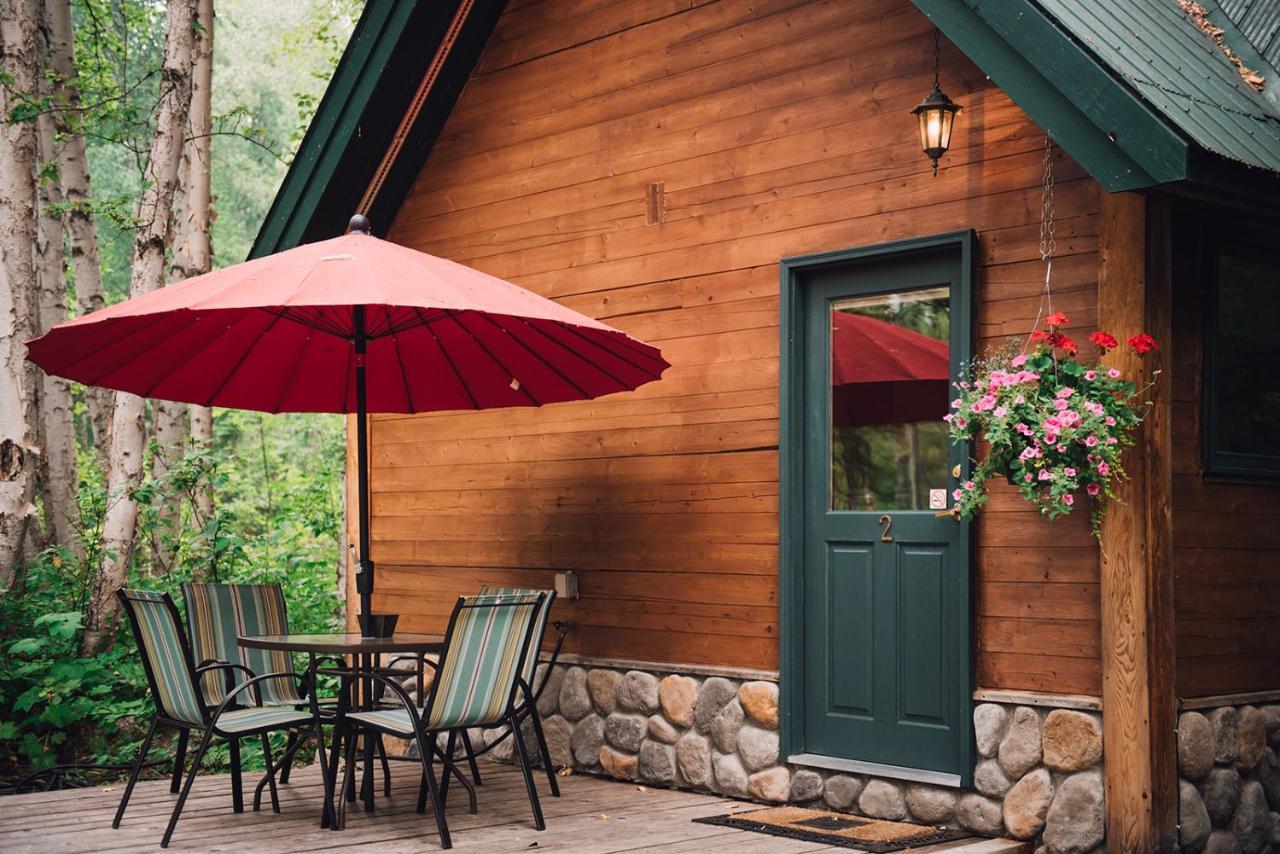 Across The Creek Cabins Clearwater Exterior photo